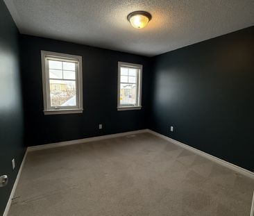 516 Carina Crescent - Photo 6