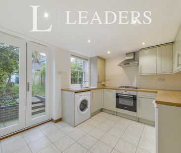 2 bedroom terraced house to rent - Photo 4