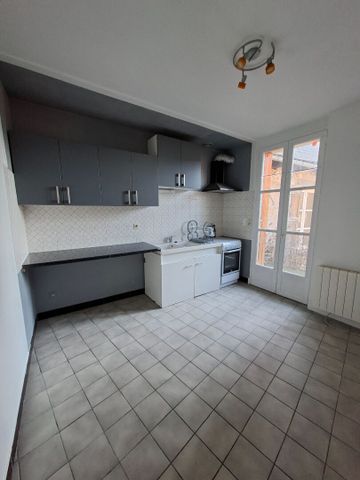 Location Appartement 4 pièces 70m² - Photo 4