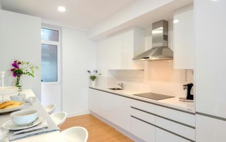 Paseo Reding, Málaga, Andalusia 29016 - Photo 5