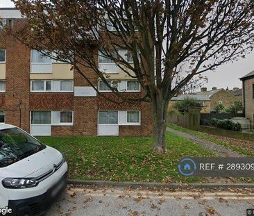 2 bedroom maisonette to rent - Photo 2