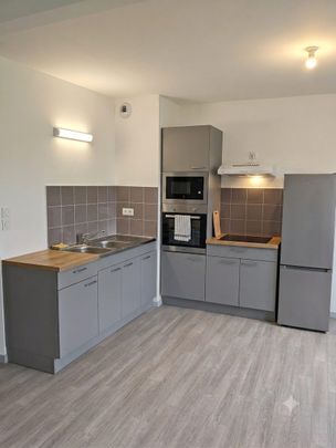 Location Appartement 2 pièces 49m² BEAUREGARD 01480 - Photo 1