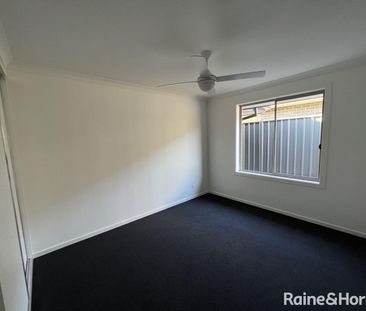 Four bedroom home in blakeview! - Photo 6