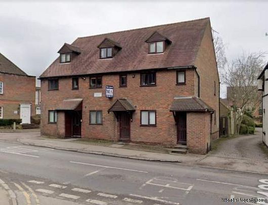 2 bedroom property to rent in Borehamwood - Photo 1