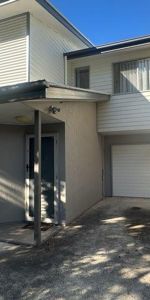 MODERN THREE BEDROOM TOWNHOUSE IN BEAUTIFUL POCKET OF ORMISTON. NB RENT TO INCREASE TO $700 TWO MONTHS AFTER LEASE COMMENCES. - Photo 3