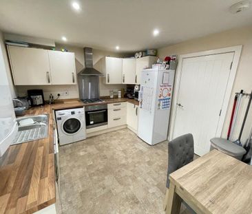 2 bedroom terraced house to rent - Photo 5