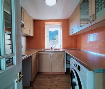 2 bedroom flat to rent - Photo 6