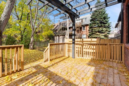 For Lease - 200 Sanford Avenue Unit# Main, Hamilton, Ontario - Photo 4