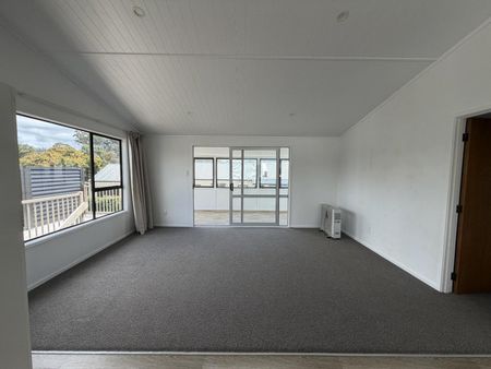 Comfort on Catherine Cres - Photo 5