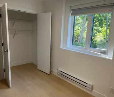 2 bedroom suite for rent - Photo 1