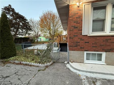 For Lease - 115 GREEN Road Unit# 2, Hamilton, Ontario - Photo 3