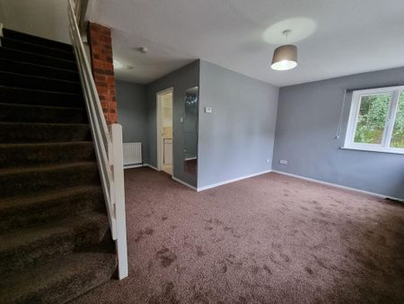 2 bedroom semi-detached house to rent - Photo 3