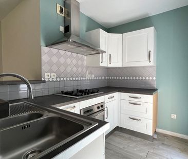 Appartement T2 de 51m2 en rez de jardin - Photo 3