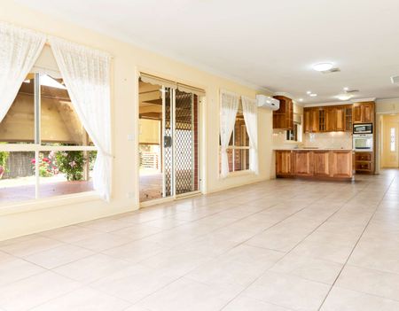 9 Delta Court - Photo 3