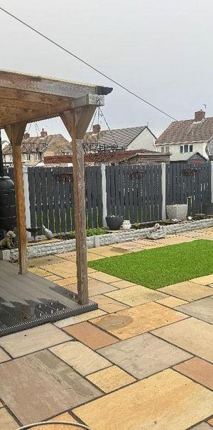 3 bedroom semi-detached house to rent - Photo 1