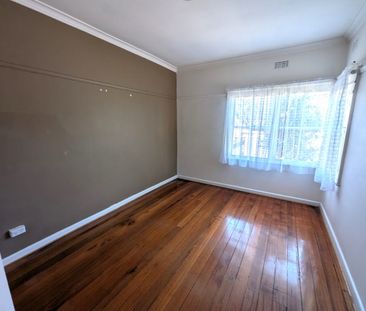 Superbly located 3 bedroom gem in Thomson. - Photo 4