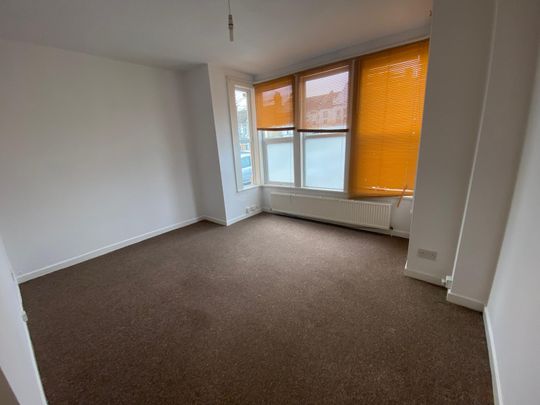 16a Argyll Road, SS0 7HN - Photo 1