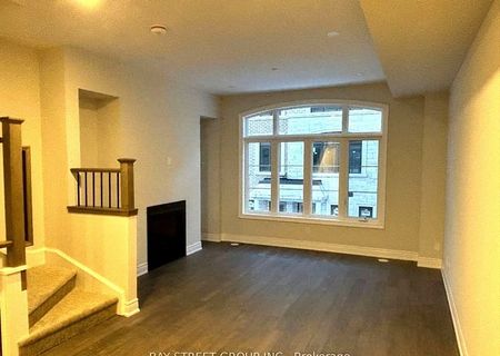 For Lease - 250 Melody Common N/A Unit# 18, Oakville, Ontario - Photo 3