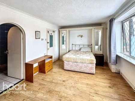 7 bedroom terraced house to rent - Photo 2