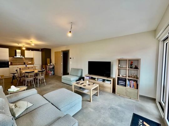 Appartement te huur - Photo 1