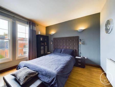 2 bedroom flat to rent - Photo 4