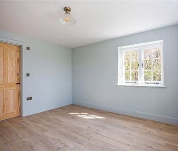 5 bedroom detached house to rent - Photo 1