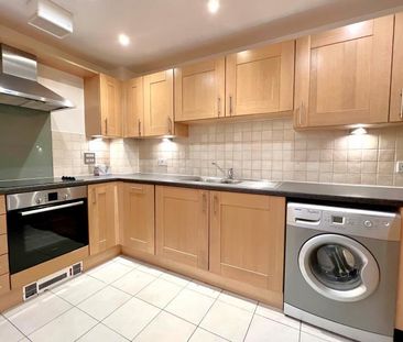 2 bedroom flat to rent - Photo 5