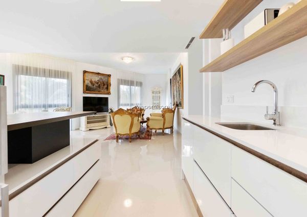 Duplex in Arenales del Sol, Playa de Los Arenales, for rent