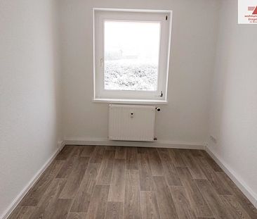 3-Raum-Balkonwohnung - zentrumsnahe Ortslage von Thum! - Foto 2