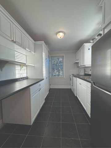 For Lease - 2 John Street, Halton Hills, Ontario - Photo 4