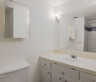 2285 Saint-Mathieu Street - Photo 1