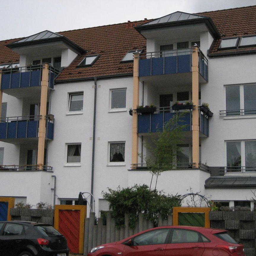 2-Zimmer-Wohnung in Düsseldorf-Rath (unrenovierte Übergabe) - Photo 1