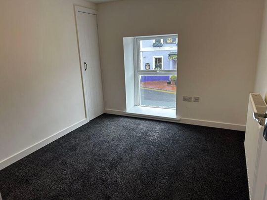 New Road, Skewen, Neath, West Glamorgan - Photo 1