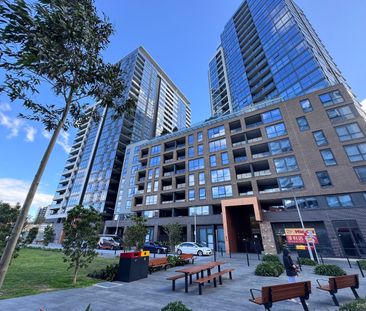 Luxury Apartment with Everything You Need - Photo 6