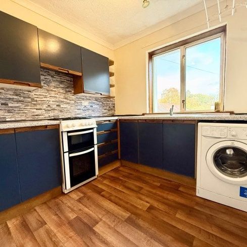 Hutcheson Road, Thornliebank - Photo 1
