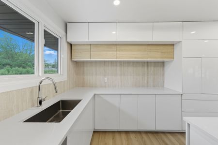 For Lease - 1856 Playfair Drive, Alta Vista and Area, Ontario - Photo 3