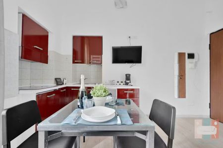 Via Giovanni Battista Varè, Milan, Lombardy 20158 - Photo 3