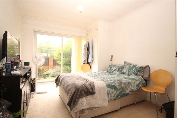 Woodlands Court, Woking, Surrey, GU22 7RY - Photo 1