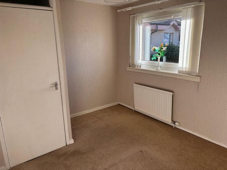 3 bedroom end of terrace house to rent - Photo 5