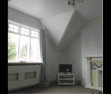 1 Bed Terraced House, St. Margarets Road, SE4 - Photo 1