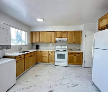 2418 Warrenton Avenue, Coquitlam - Photo 1