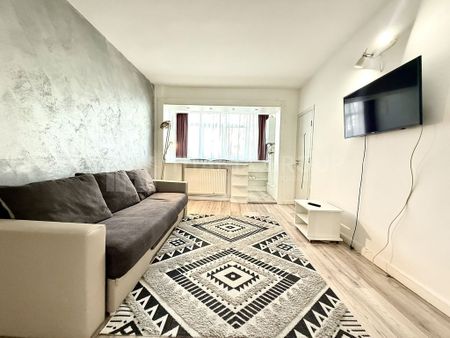 Garsoniera cochetă de inchiriat, termen scurt/lung - Bul... - Fotografie 2