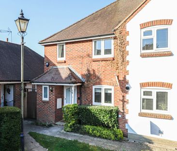 Totton Mews, High Street, Redbourn, AL3 7HW - Photo 4