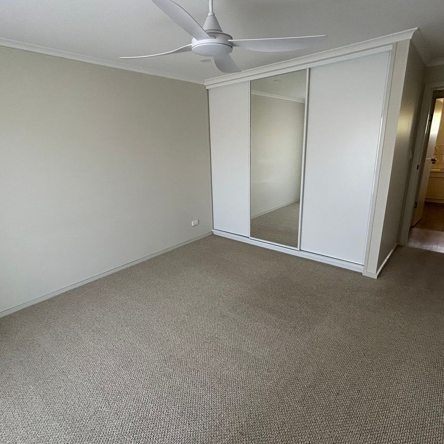 3/7 Reginald Street - Photo 1