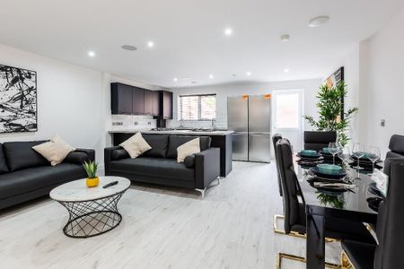 6 bedroom house to rent - Photo 2