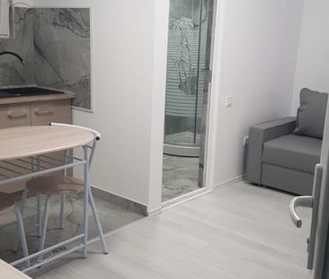 Ofer spre inchiriere garsonieră la casa Craiter - Fotografie 3