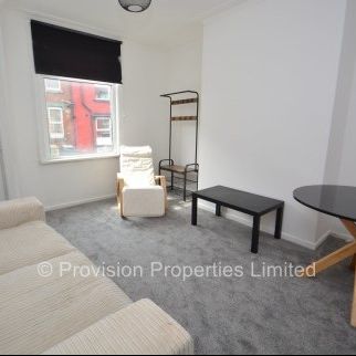 2 Bedroom Student Properties Leeds - Photo 1