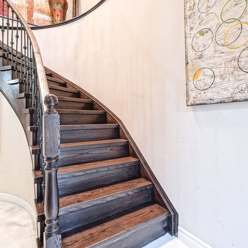 For Lease - 2427 Valley Heights Cres. N/A, Oakville, Ontario - Photo 1