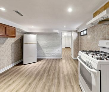 For Lease - 150 Osler Street Unit# Bsmt, Toronto, Ontario - Photo 2