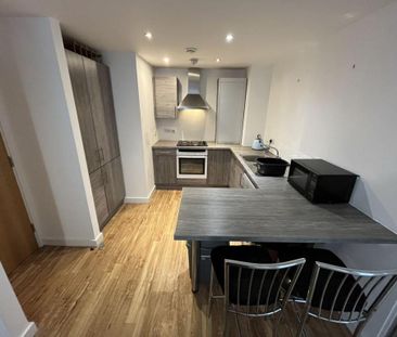 2 bedroom flat to rent - Photo 5
